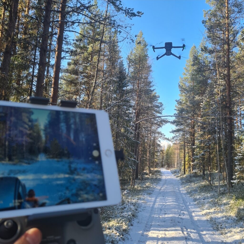 Drönare teknik för snabb översikt och insamling av viktiga data.